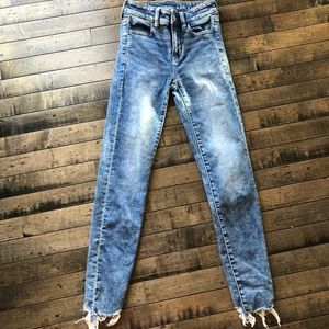 Women’s stretch high waisted jeans